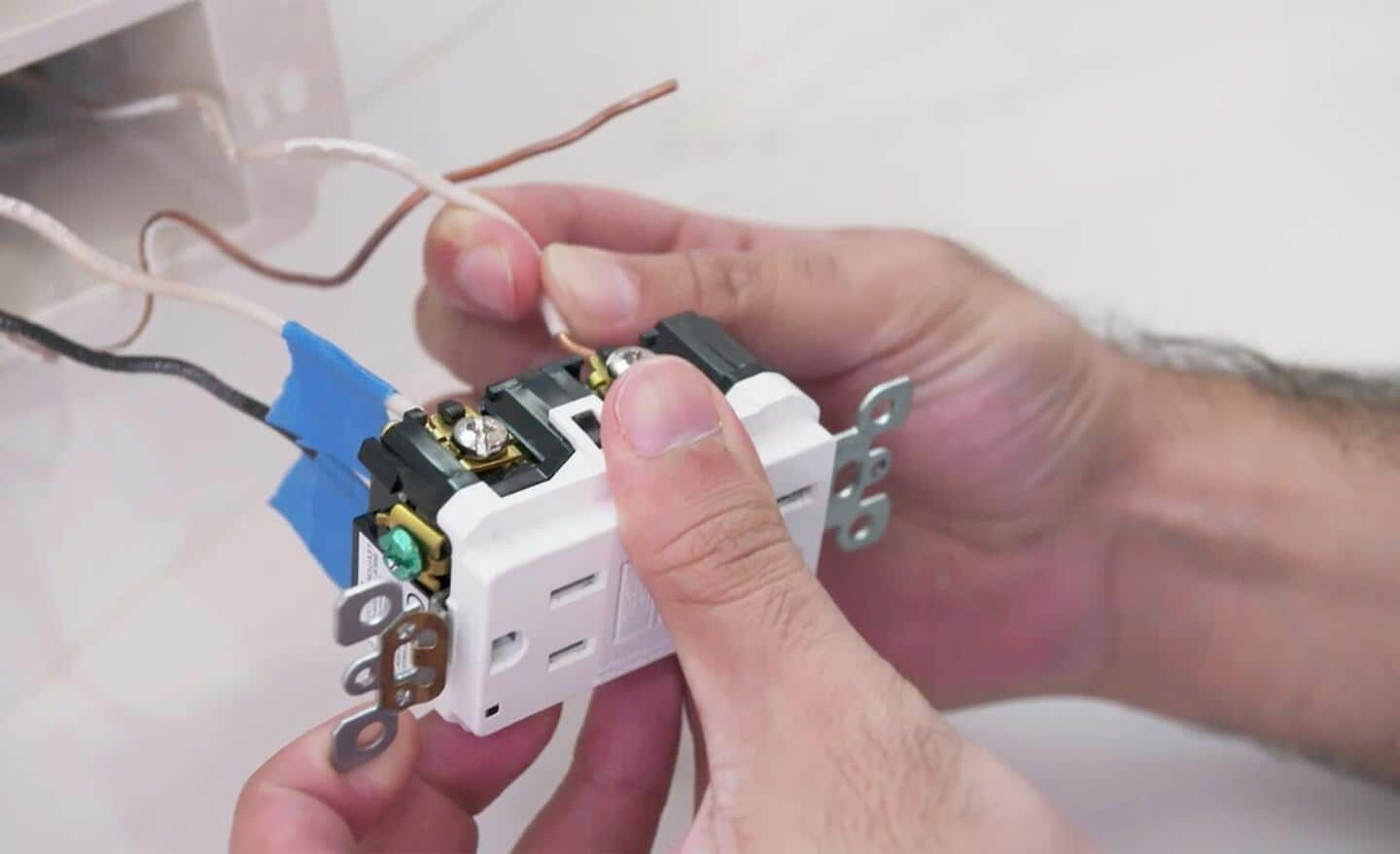 Wiring a deals gfci outlet